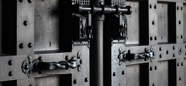 steel entry door repair in Ontario